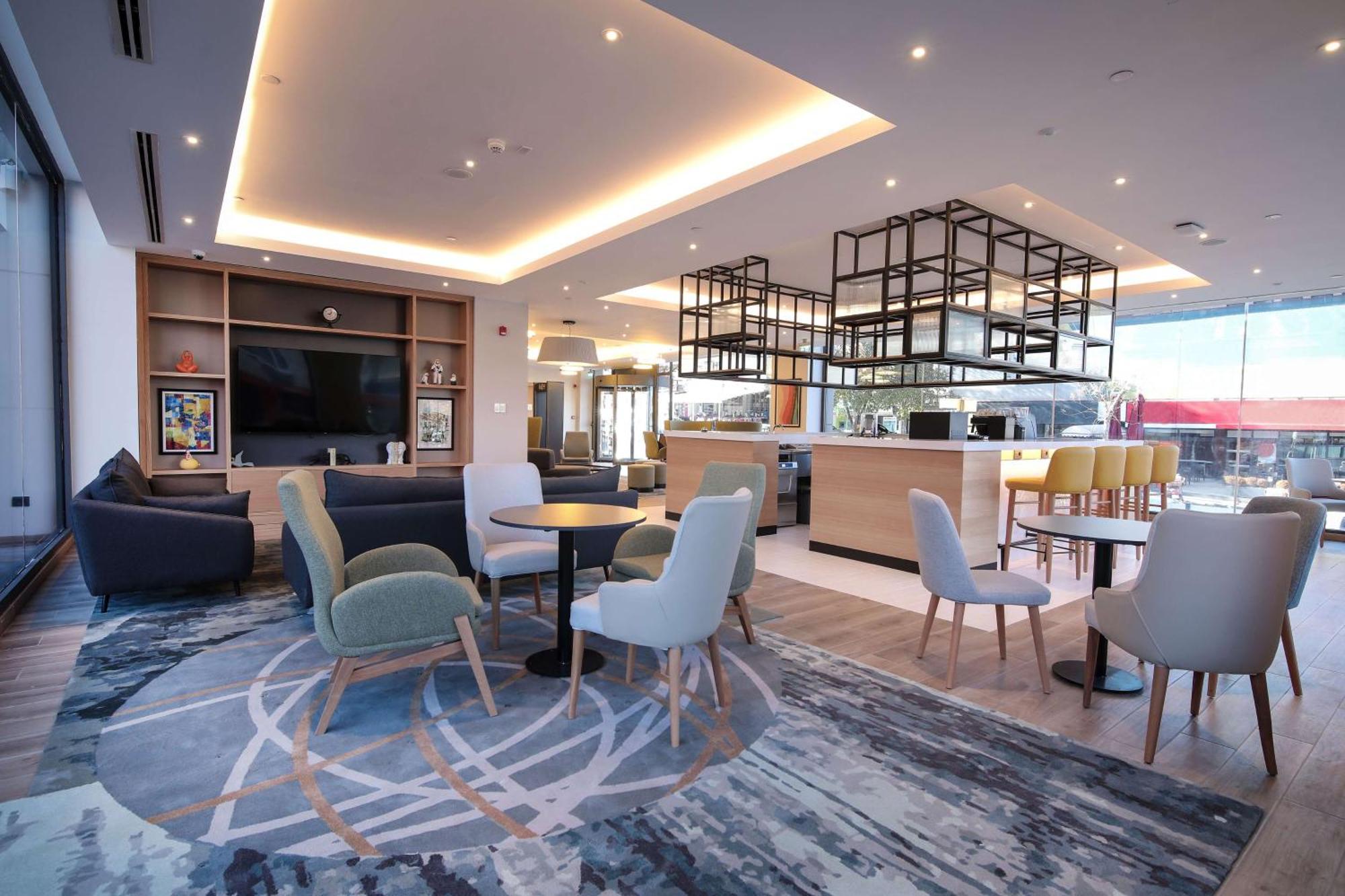 Hilton Garden Inn Ankara Cankaya מראה חיצוני תמונה