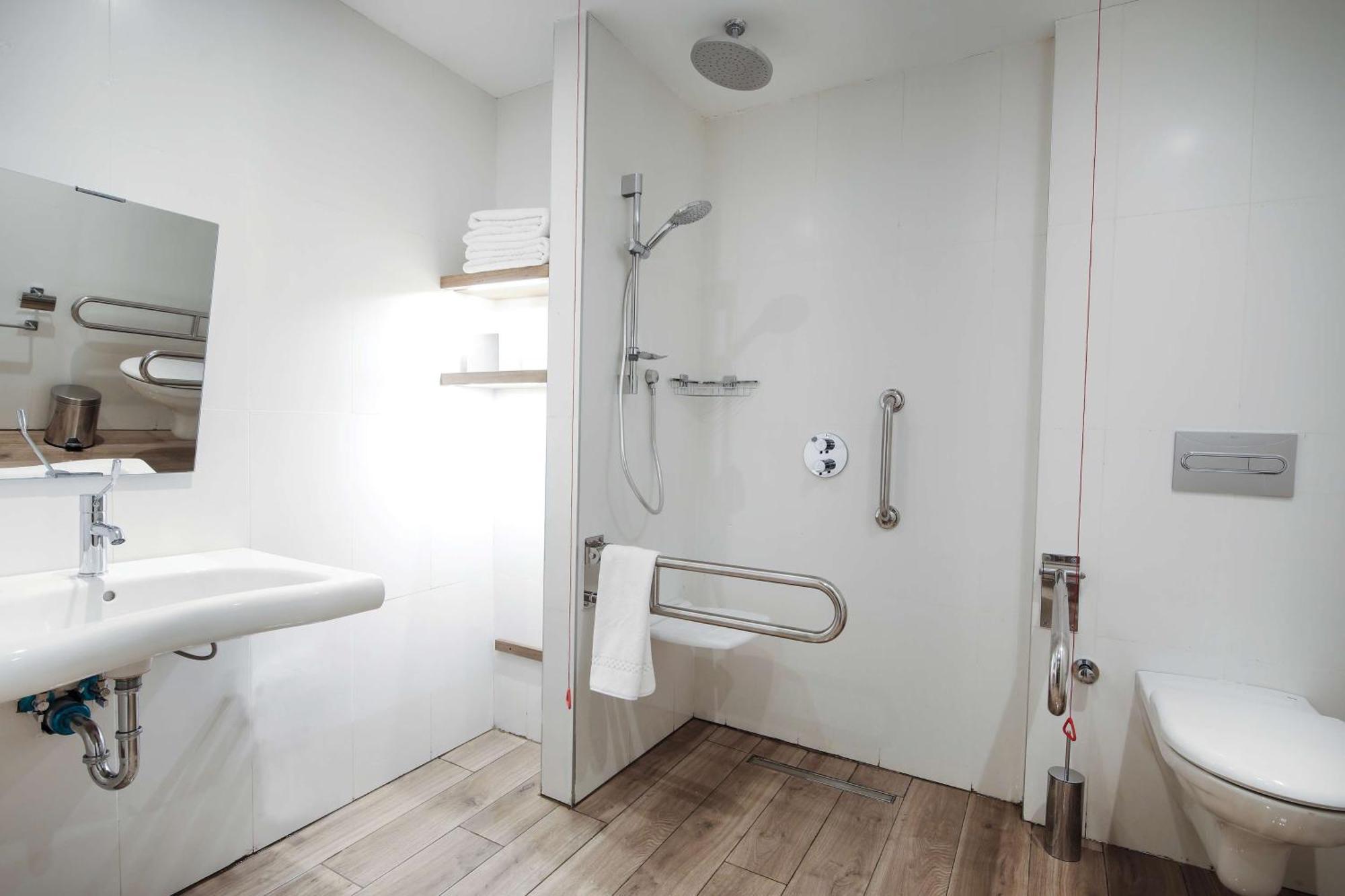 Hilton Garden Inn Ankara Cankaya מראה חיצוני תמונה