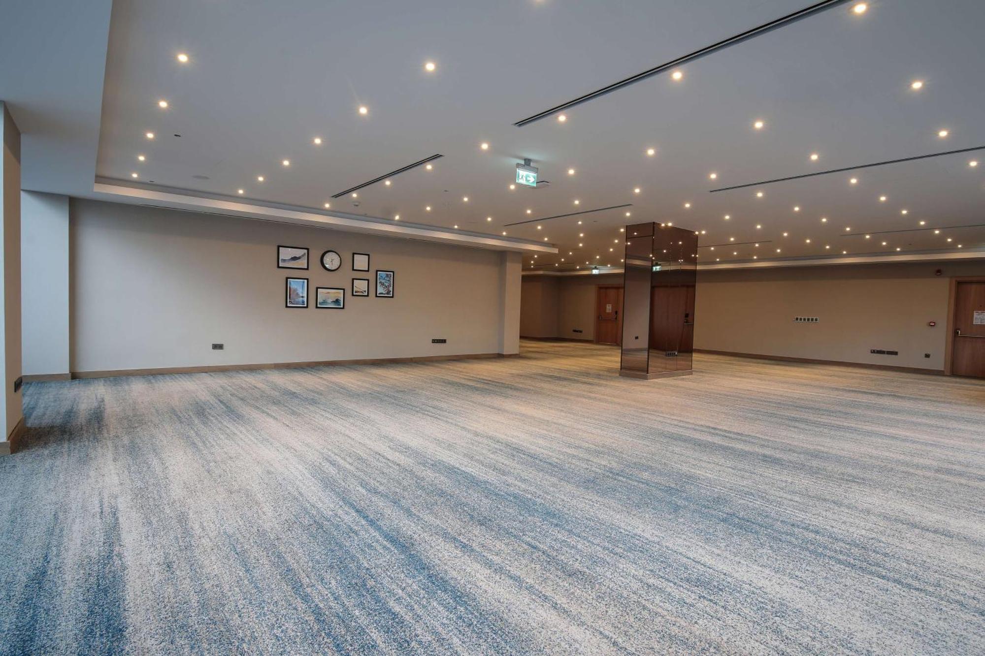 Hilton Garden Inn Ankara Cankaya מראה חיצוני תמונה